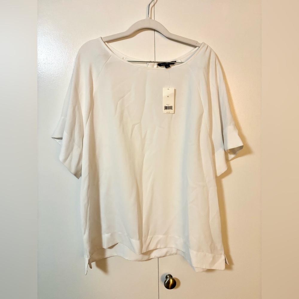NWT Banana Republic White Crepe Short Sleeve Blouse - XL - Exposed Back Zipper